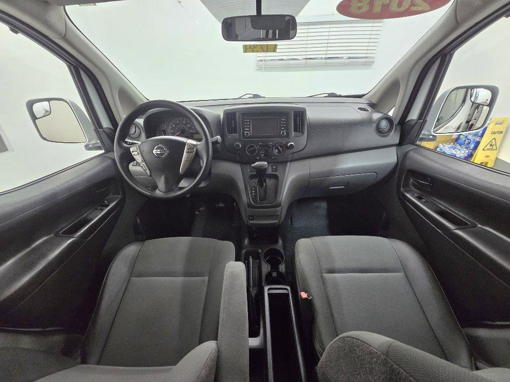 Used 2018 Nissan NV200 SV w/ Navigation Package FWD image 18