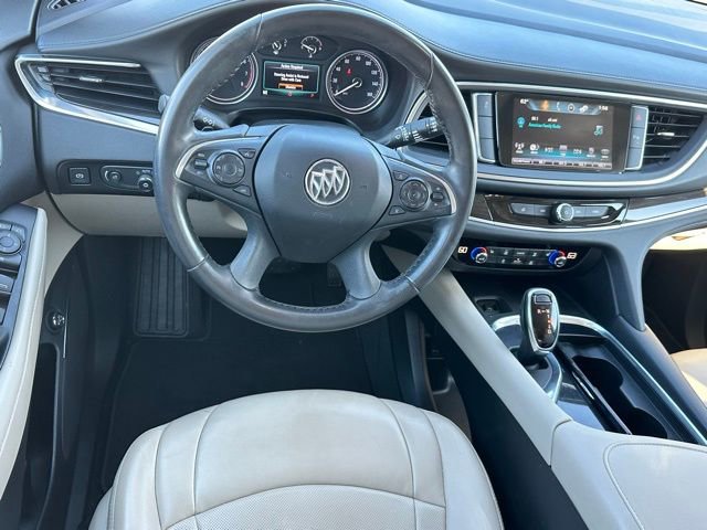 Used 2019 Buick Enclave Essence image 8