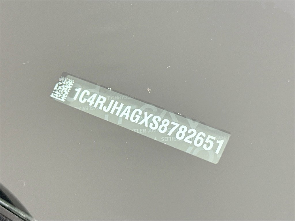 New 2025 Jeep Grand Cherokee Altitude image 34