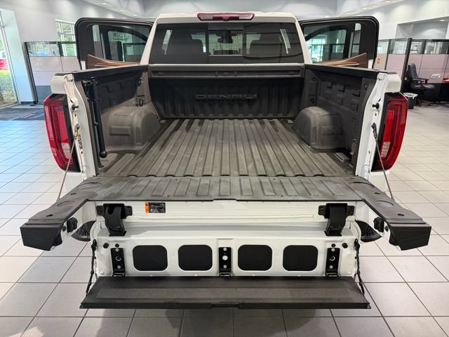 Used 2023 GMC Sierra 1500 Denali AWD/4WD image 11