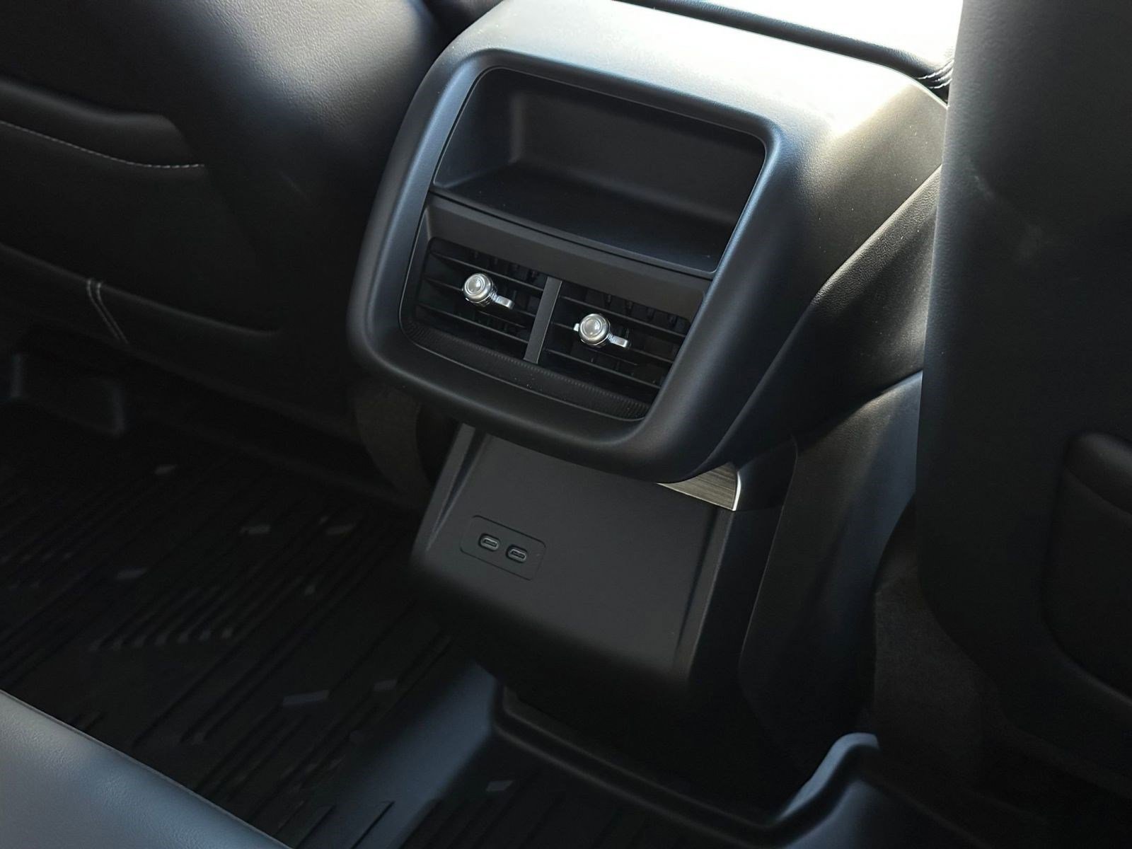 New 2026 Cadillac Lyriq Sport image 31