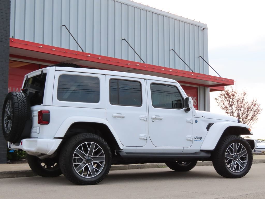 Used 2024 Jeep Wrangler High Altitude image 11