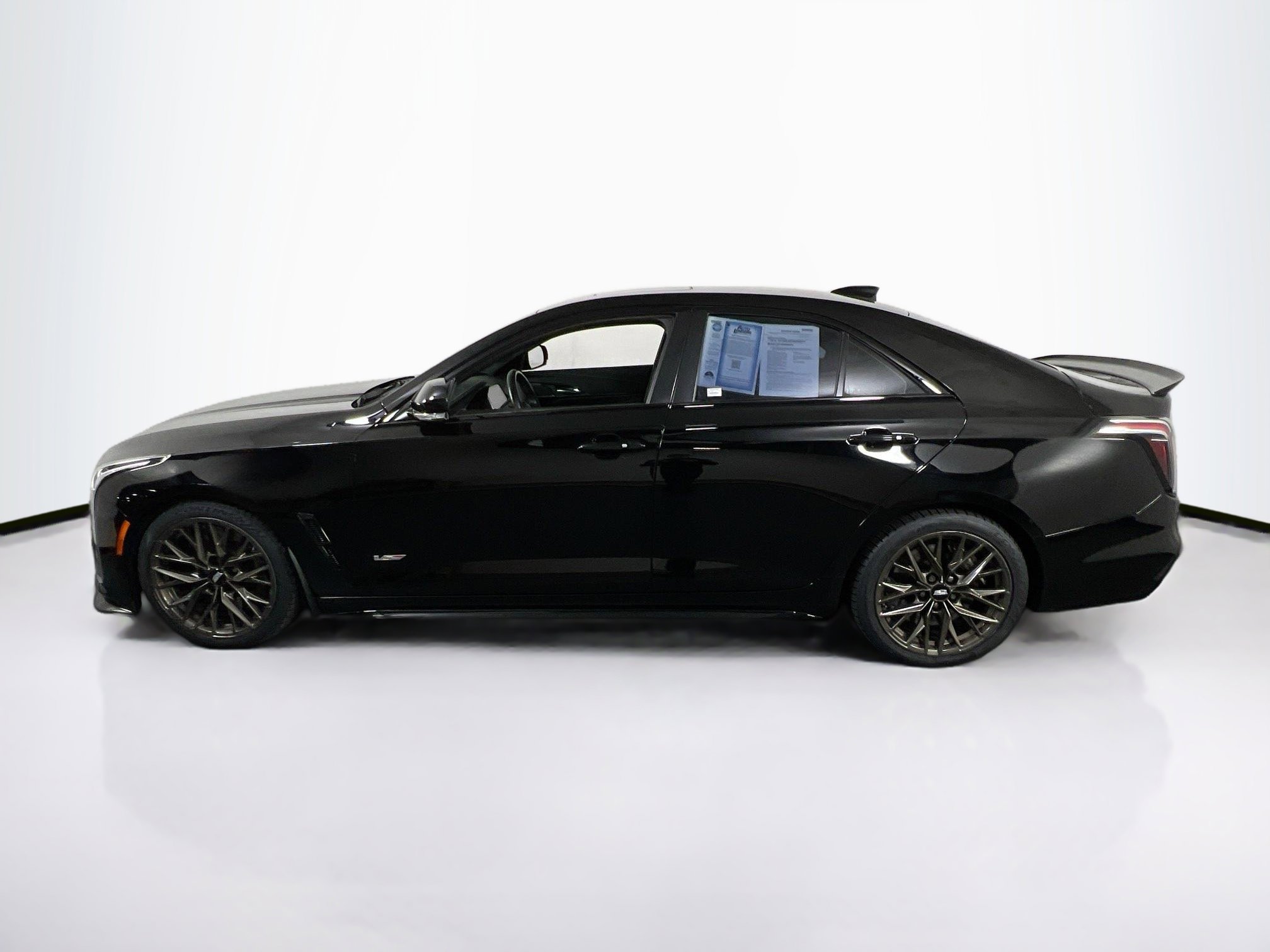 Used 2022 Cadillac CT4 V Blackwing w/ Technology Package image 8