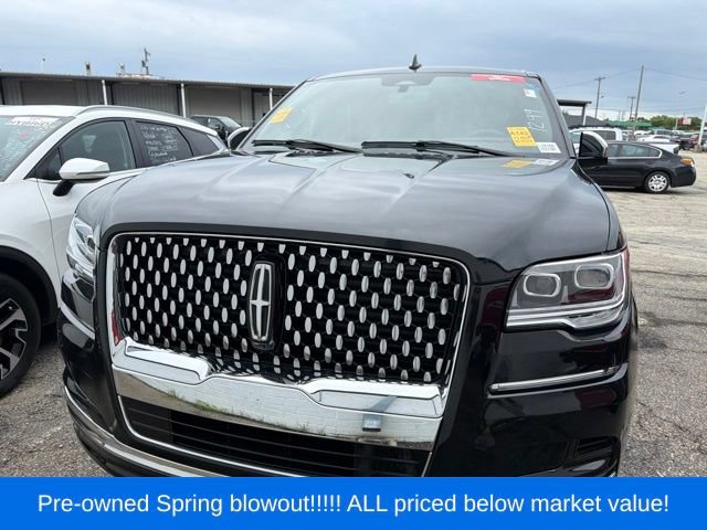 Used 2024 Lincoln Navigator L Black Label AWD/4WD image 2