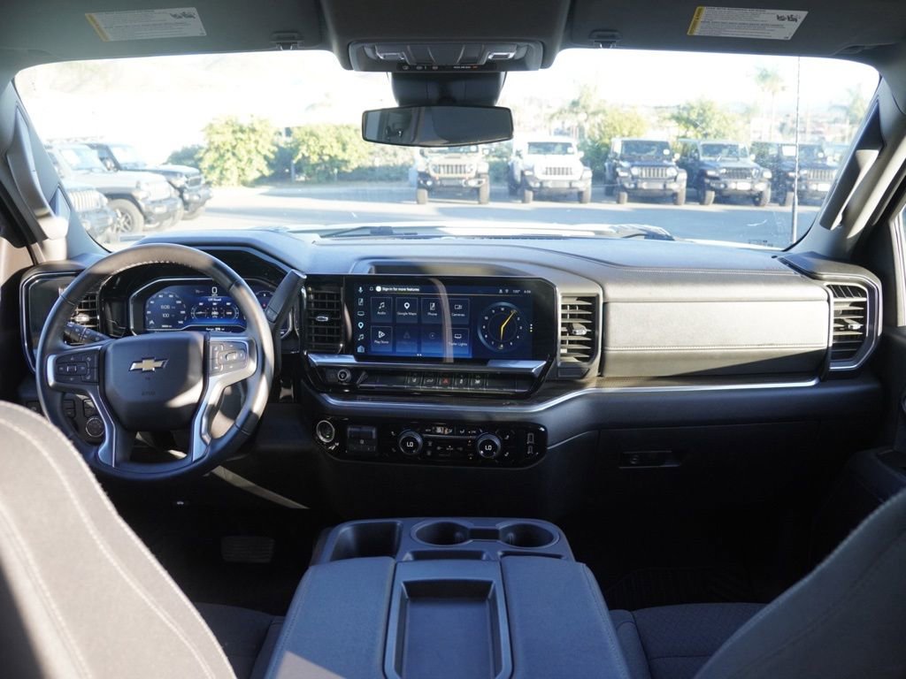 Used 2025 Chevrolet Silverado 2500 LT w/ Convenience Package image 24