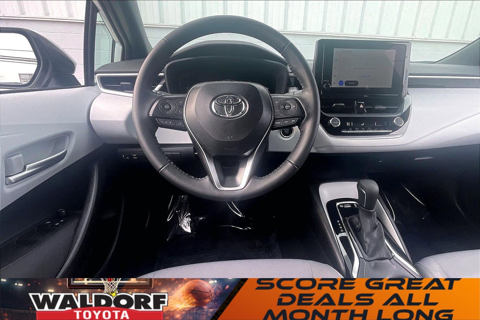 Used 2026 Toyota Corolla SE image 6