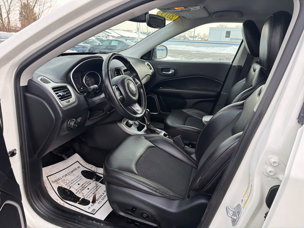 Used 2019 Jeep Compass Latitude w/ Popular Equipment Group image 17