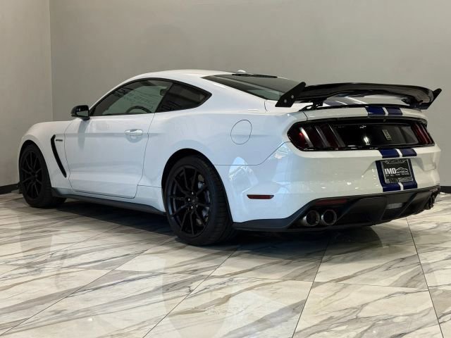 Used 2016 Ford Mustang Shelby GT350 w/ Technology Package RWD image 11
