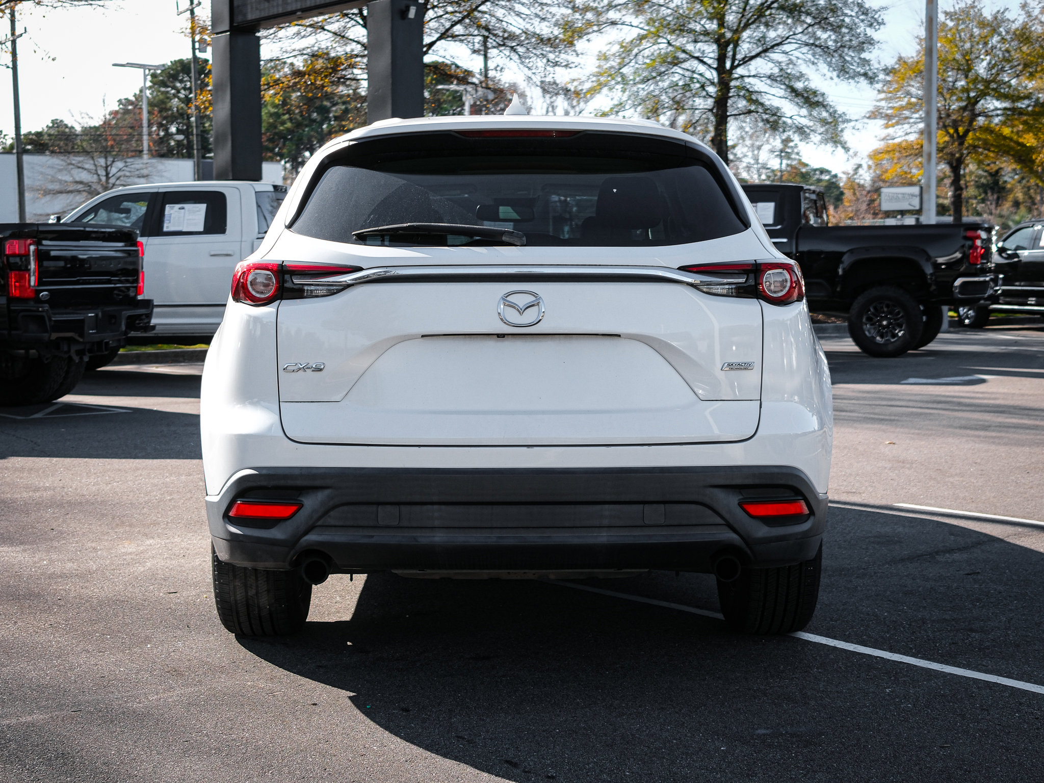 Used 2018 MAZDA CX-9 Touring image 10