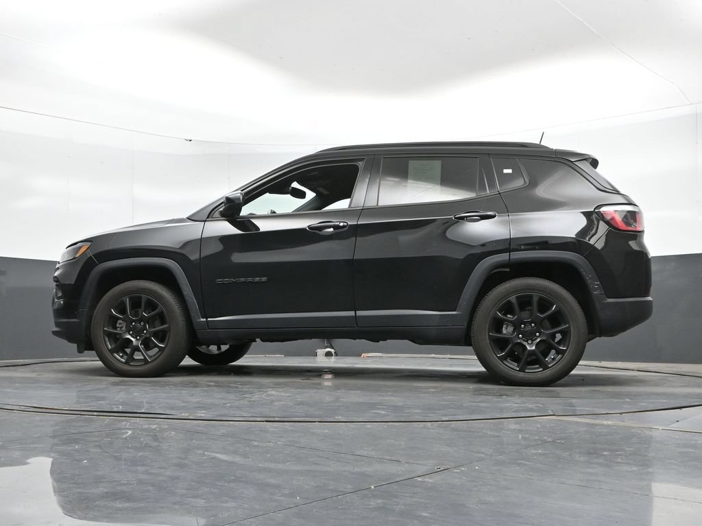 Used 2022 Jeep Compass Latitude w/ Convenience Group AWD/4WD image 44