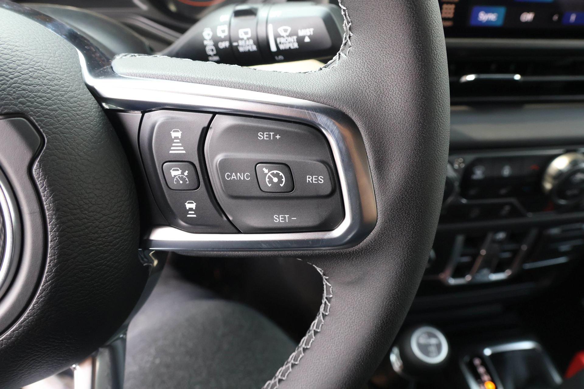 New 2026 Jeep Wrangler Unlimited Sahara AWD/4WD image 27