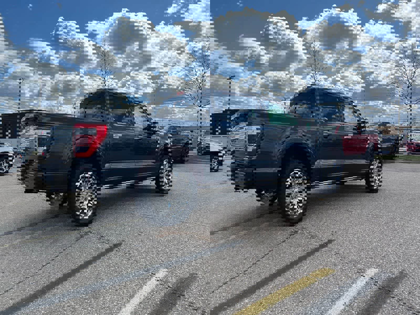 Used 2022 Ford F150 Limited image 16