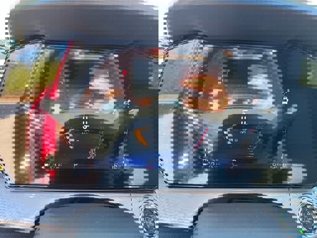 New 2026 Chevrolet Trax LT w/ Sunroof Package image 19