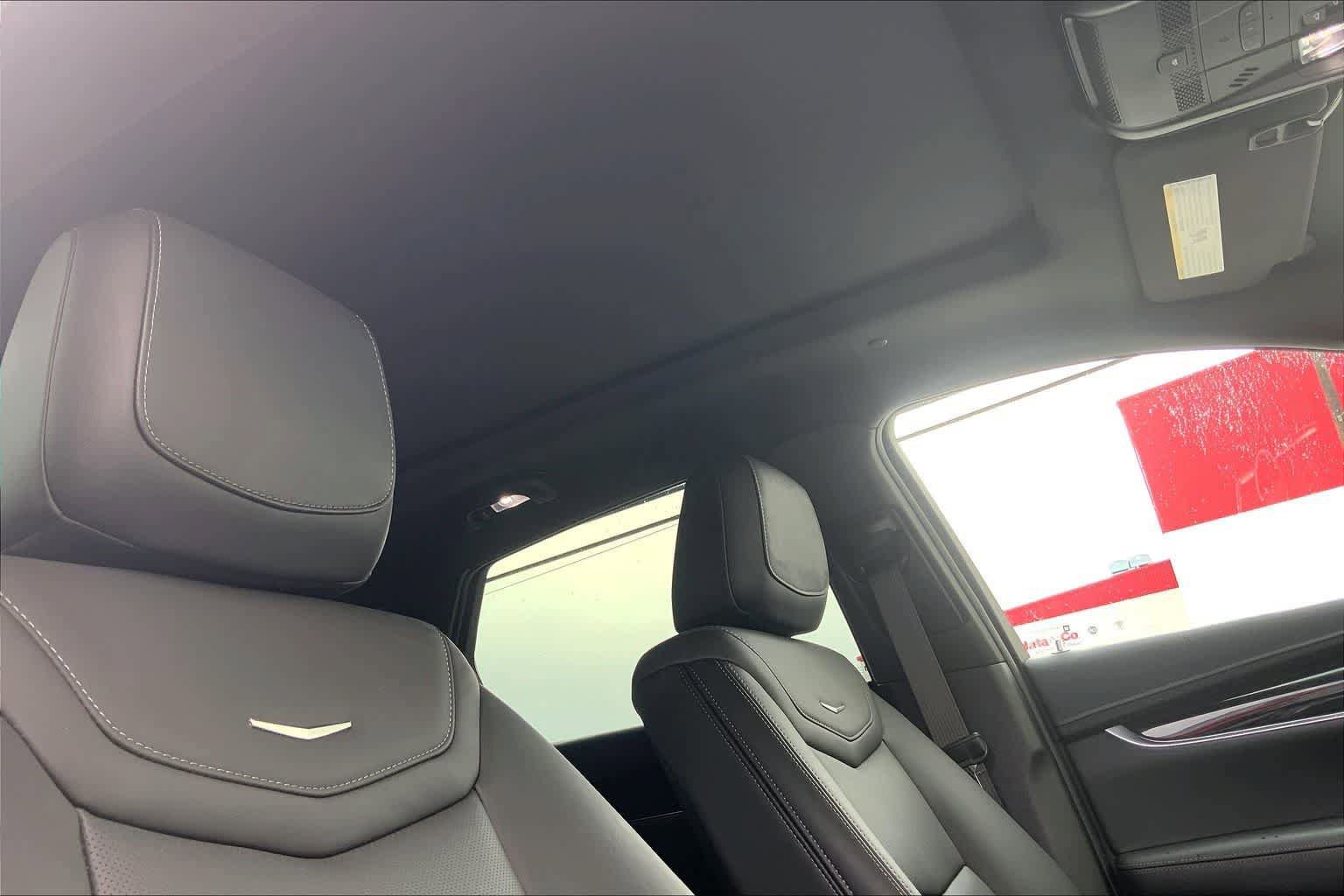Used 2023 Cadillac XT5 Premium Luxury w/ Technology Package image 30