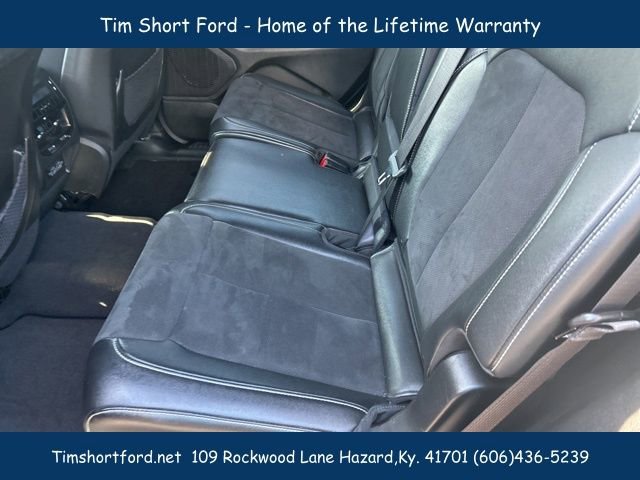 Used 2024 Jeep Grand Cherokee L Laredo image 10