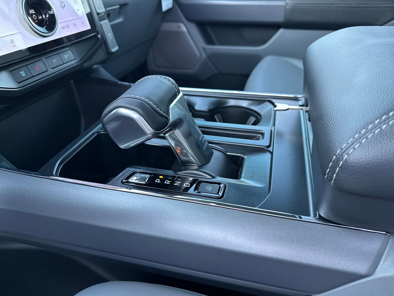 New 2025 Ford F150 Lightning Flash image 21