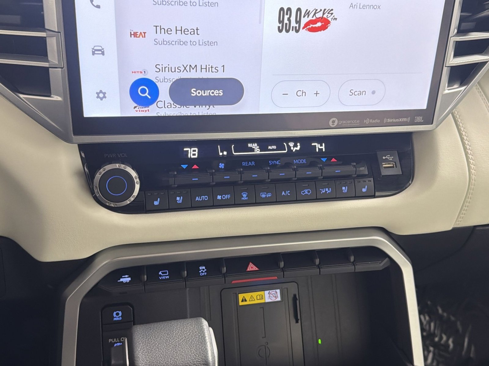 Used 2023 Toyota Sequoia Capstone image 21