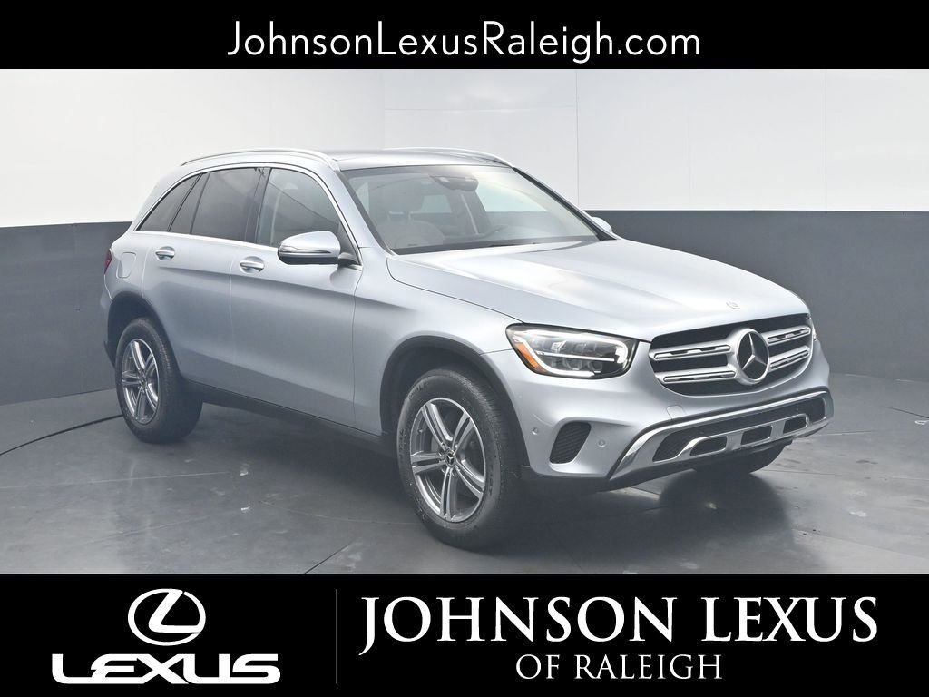 Used 2022 Mercedes-Benz GLC 300 4MATIC image 3