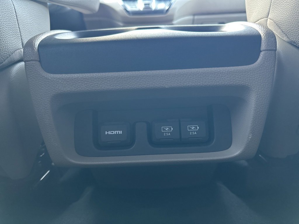 Used 2018 Honda Odyssey Elite image 57