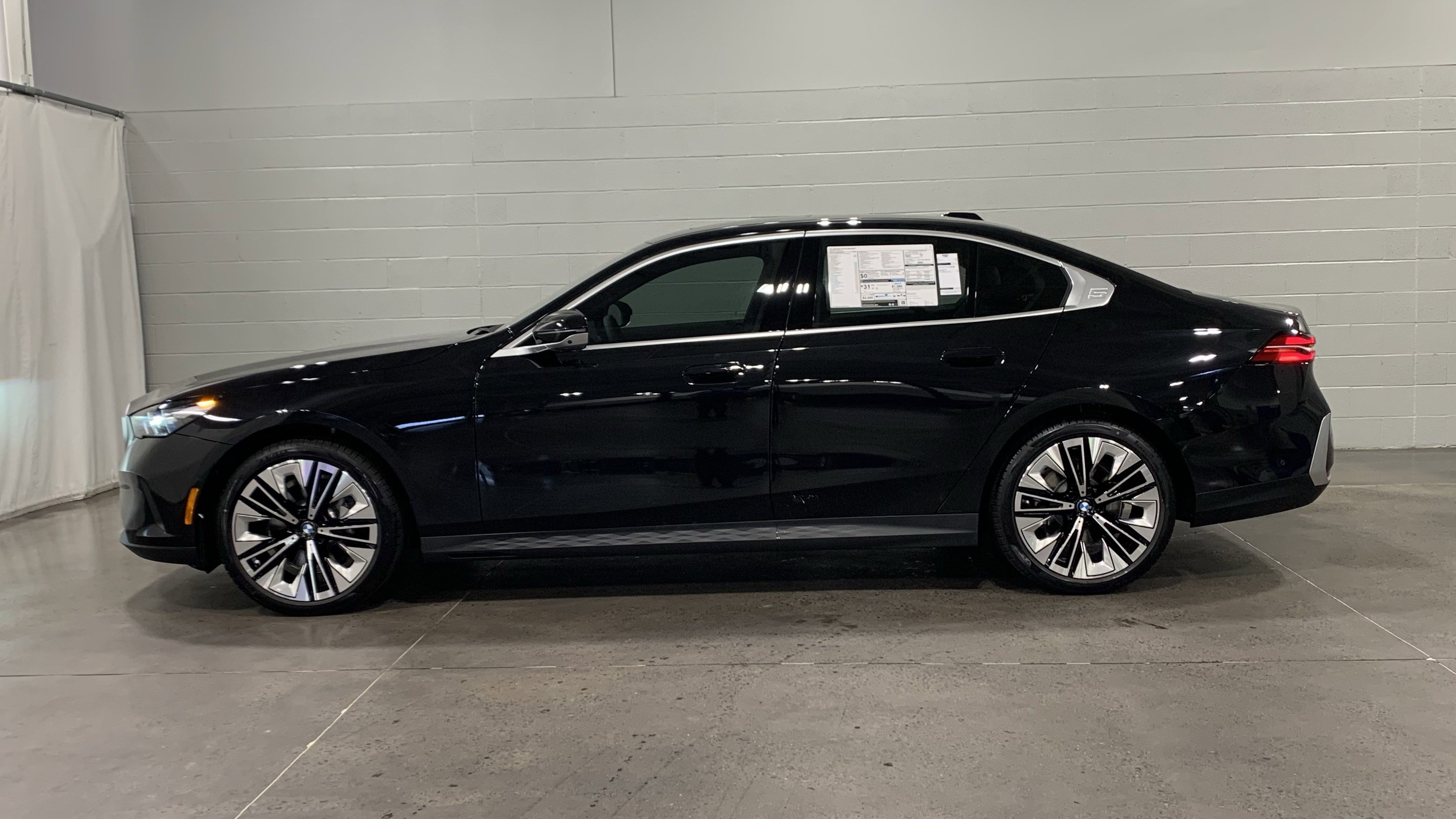 Used 2026 BMW 530i image 5