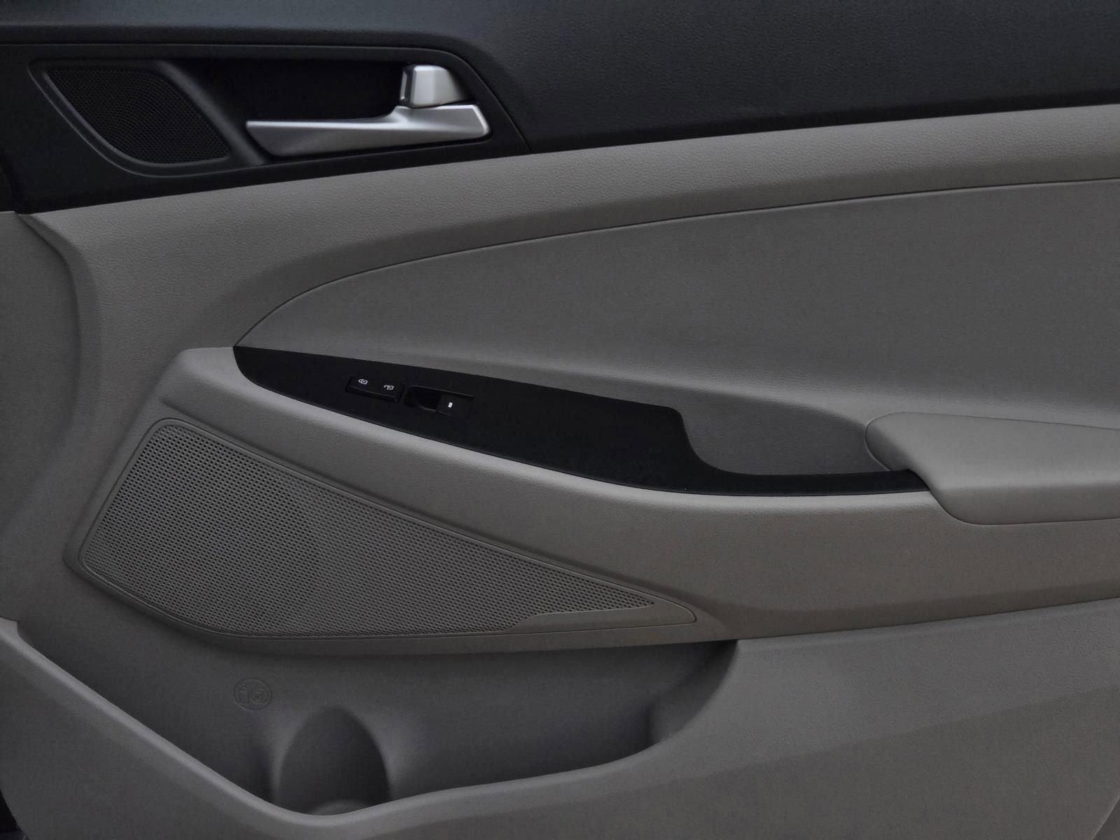 Used 2019 Hyundai Tucson SEL image 9