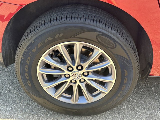 Used 2024 Buick Enclave Premium image 18