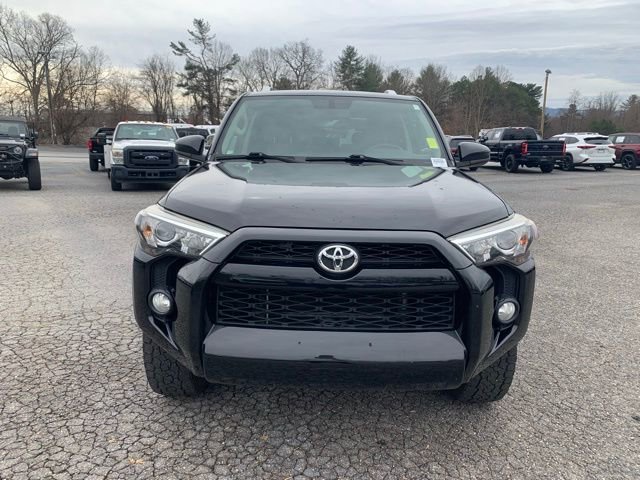 Used 2017 Toyota 4Runner SR5 image 3
