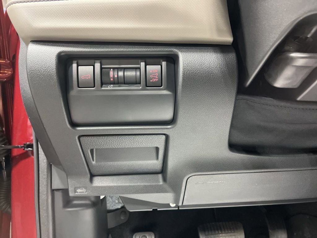Used 2026 Subaru Forester Premium AWD/4WD image 11