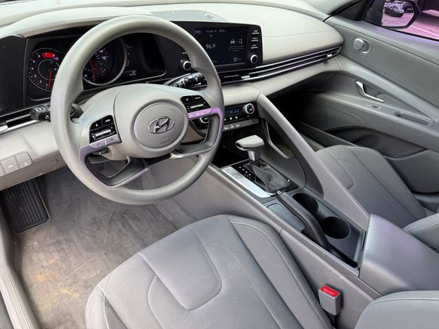 Used 2023 Hyundai Elantra SEL image 8