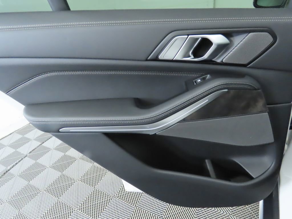 New 2026 BMW X5 xDrive40i w/ Premium Package image 27