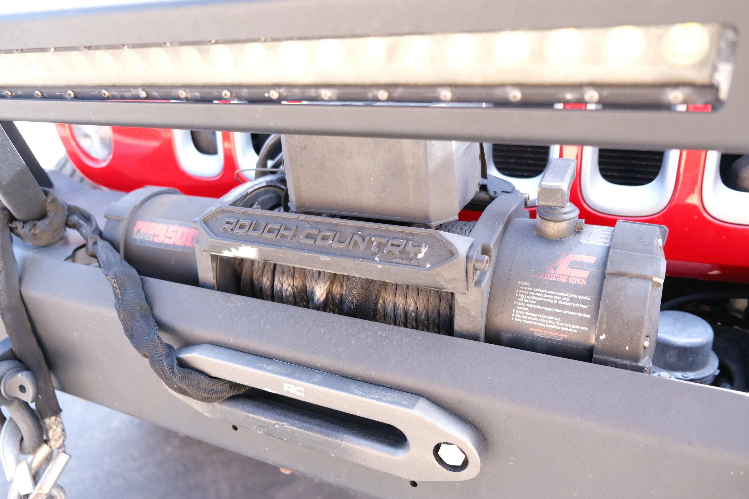 Used 2016 Jeep Wrangler Unlimited Sahara w/ Connectivity Group image 11