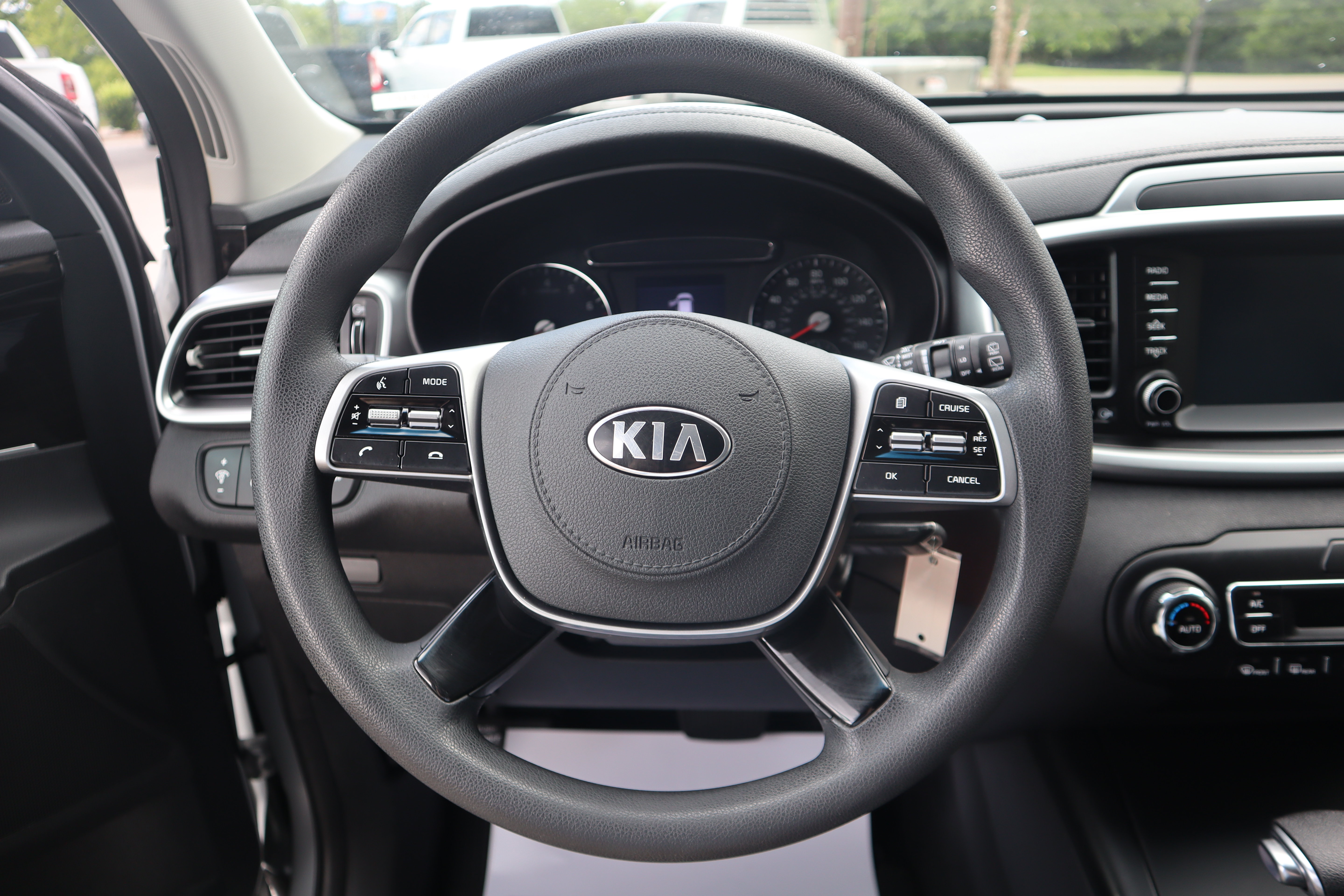 Used 2019 Kia Sorento AWD V6 image 14