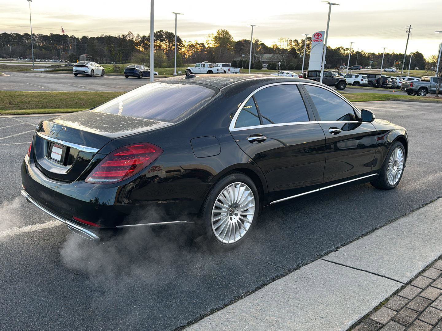 Used 2018 Mercedes-Benz S 560 S 560 image 5