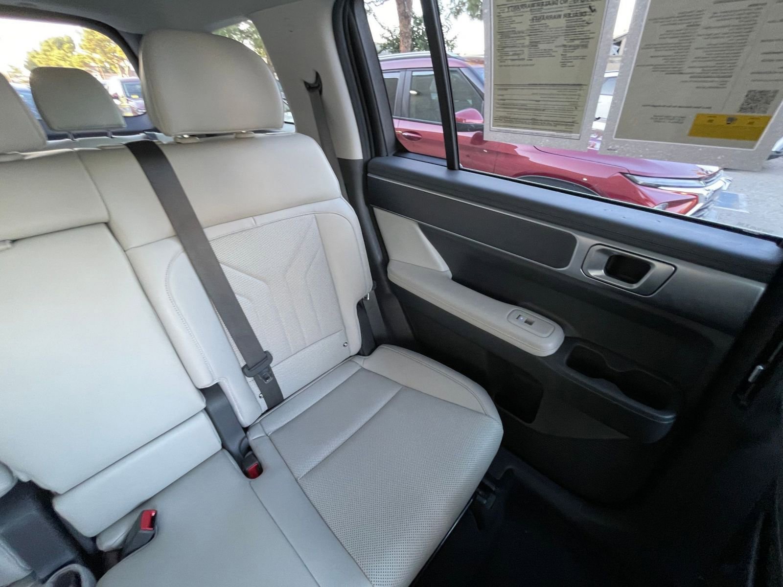 Used 2025 Hyundai Santa Fe SEL image 39