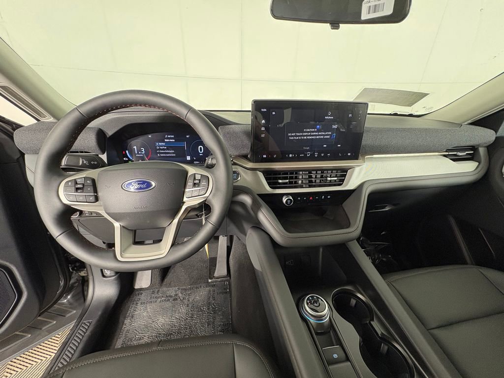 New 2026 Ford Explorer Active w/ Active Comfort Package RWD image 8