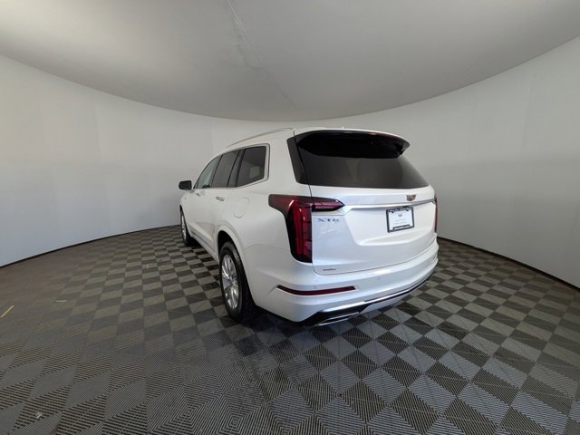 Certified 2025 Cadillac XT6 Luxury image 14