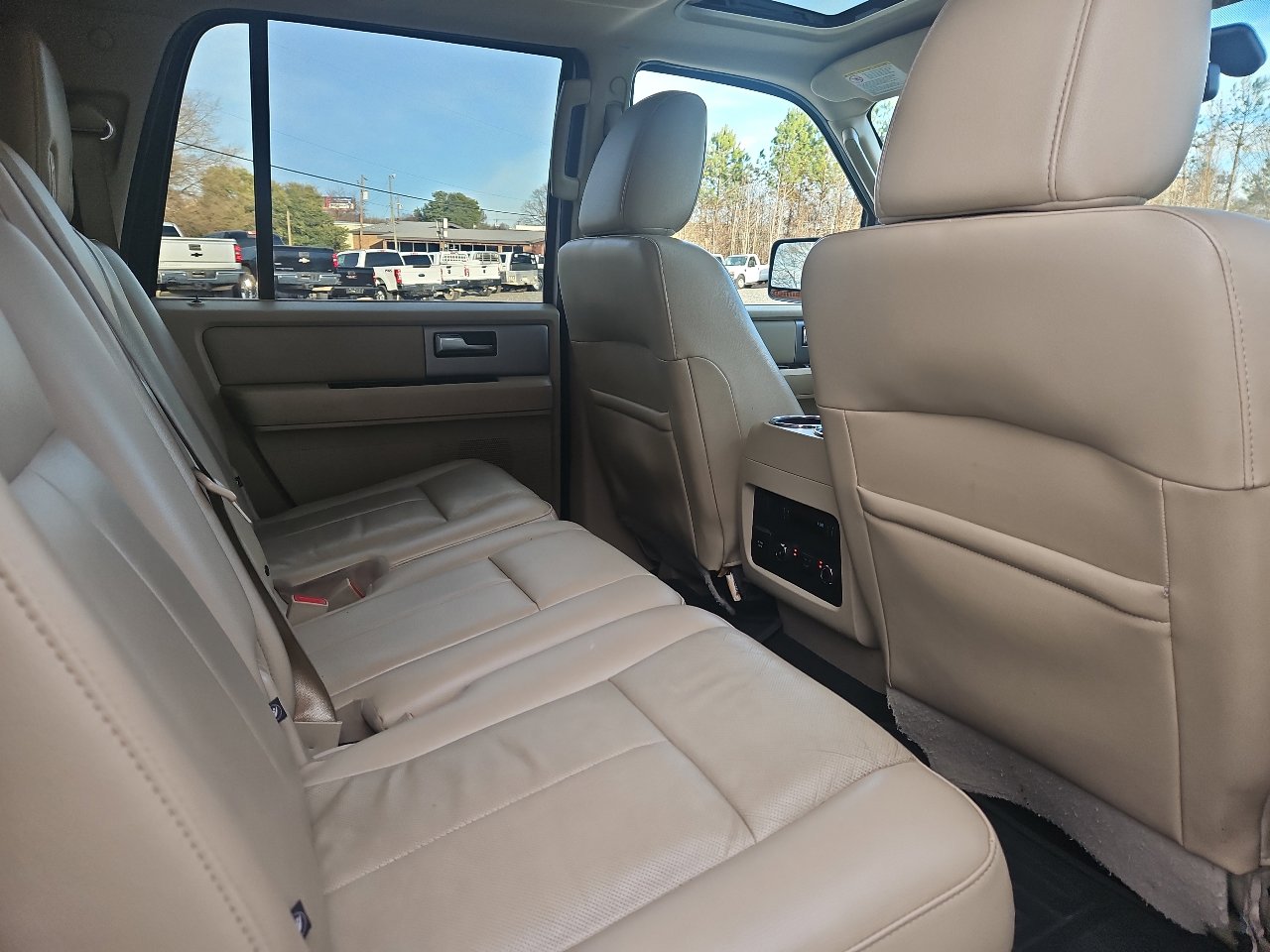 Used 2015 Ford Expedition EL Limited w/ Equipment Group 301A image 35