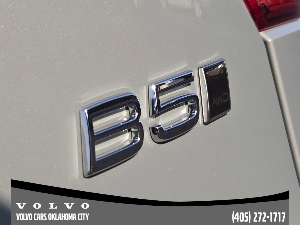 New 2026 Volvo XC40 B5 Plus w/ Protection Package Premier image 9