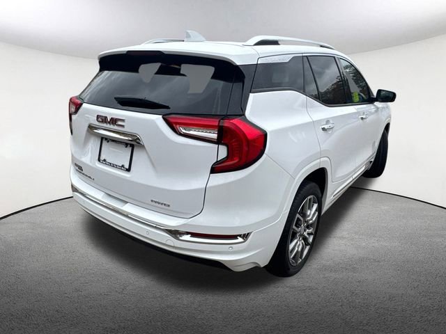 Used 2023 GMC Terrain Denali image 13