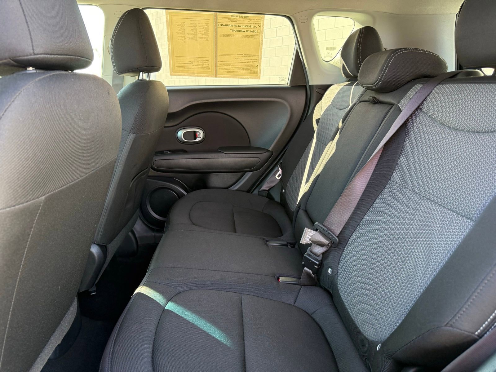 Used 2017 Kia Soul + image 14