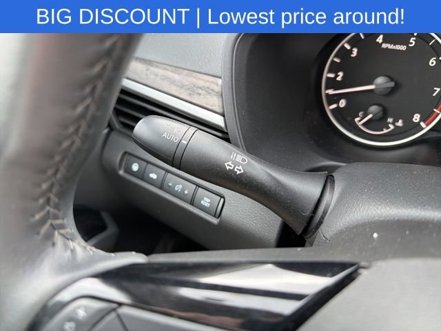 Used 2025 Nissan Altima 2.5 SL FWD image 40