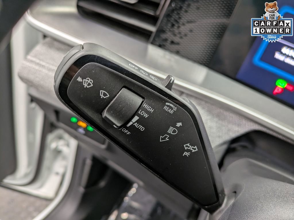 Used 2025 Volkswagen Tiguan S image 19