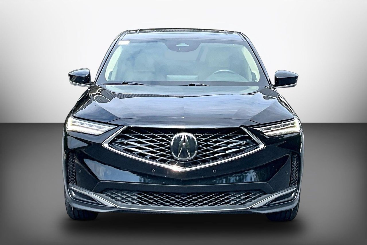 Used 2025 Acura MDX w/ Technology Package FWD image 3