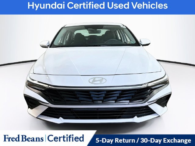 Certified 2024 Hyundai Elantra SEL FWD image 2