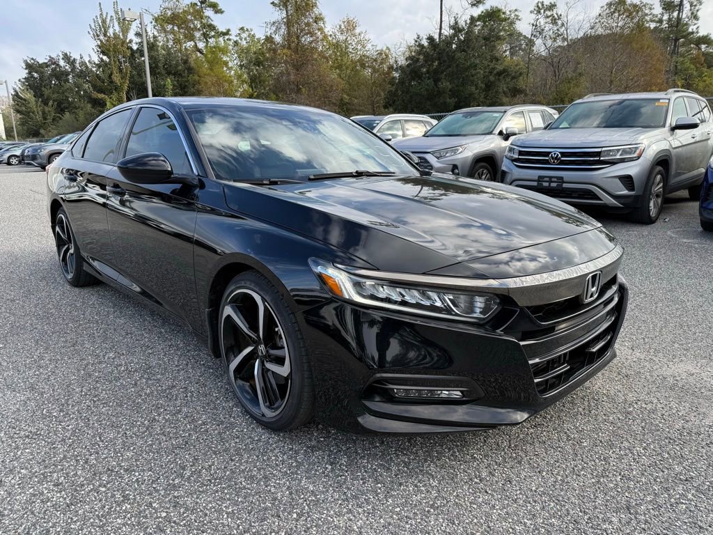 Used 2019 Honda Accord Sport image 3