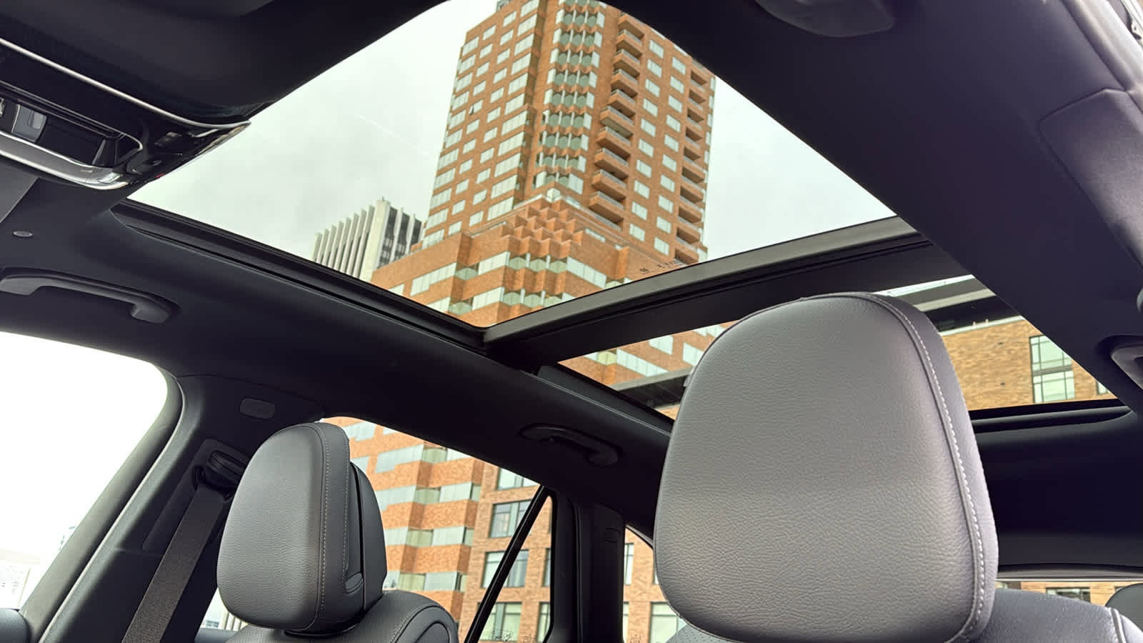 New 2026 Mercedes-Benz GLC 300 4MATIC image 27