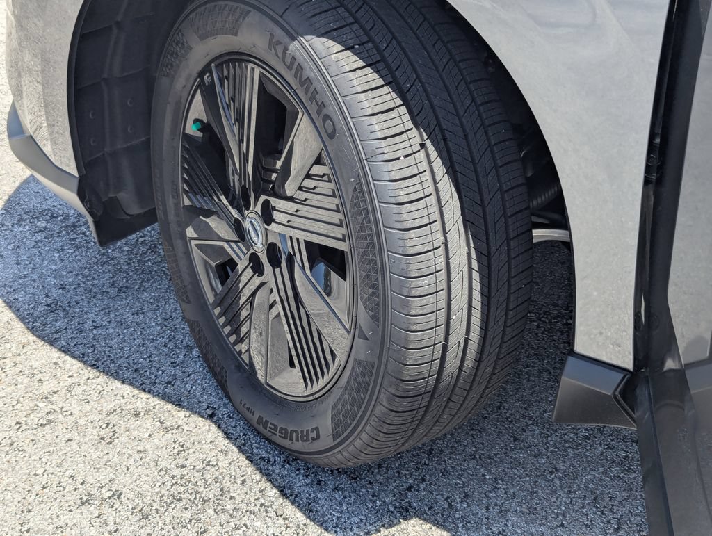 Used 2025 Nissan Murano SV FWD image 33