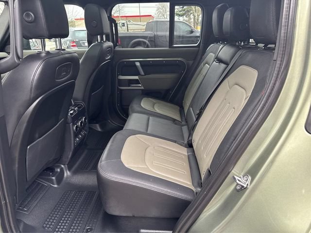 Used 2022 Land Rover Defender 110 X-Dynamic SE AWD/4WD image 10