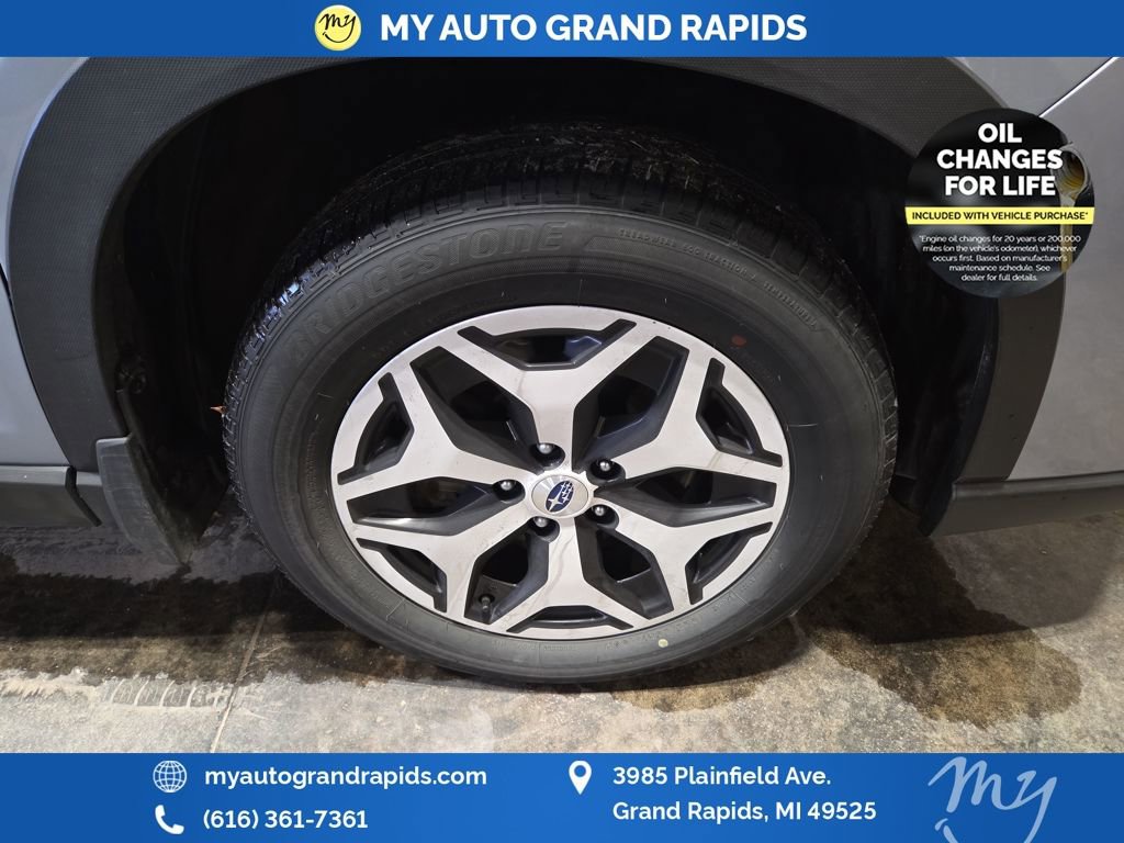 Used 2023 Subaru Forester Premium image 35