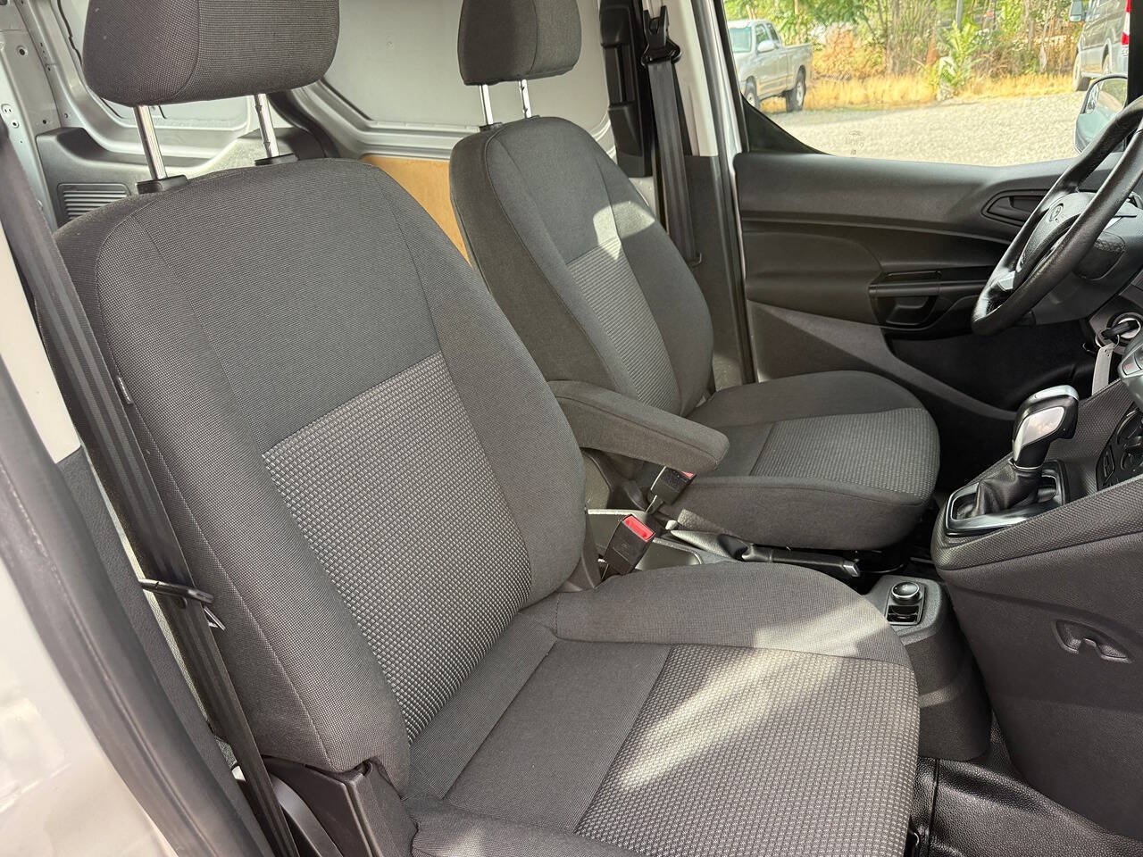 Used 2018 Ford Transit Connect XL FWD image 18